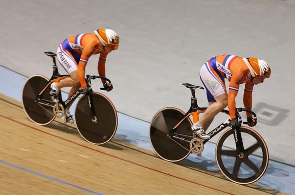 The dutch women's team sprinters took second to China.