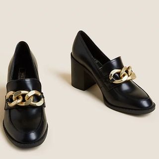 block heel chain detail loafers