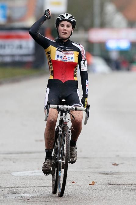 Sanne Cant (BKCP) wins in Leuven