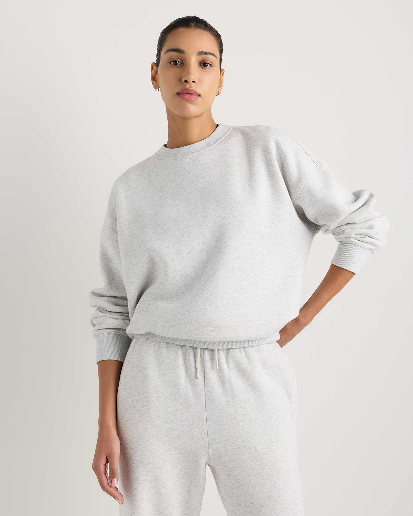 Quince, Everyday Fleece Crew in Light Heather Grey