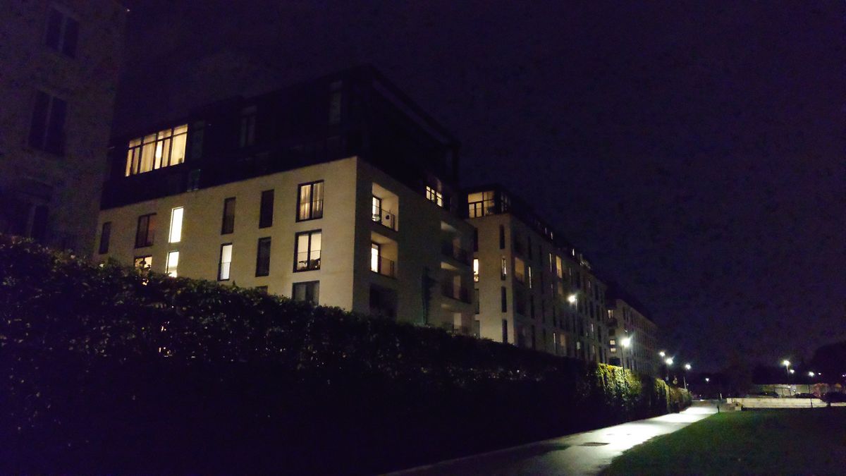 Sony Xperia 5 IV samples