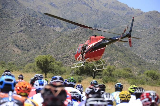 Getting the best shot of the peloton at the Tour de San Luis