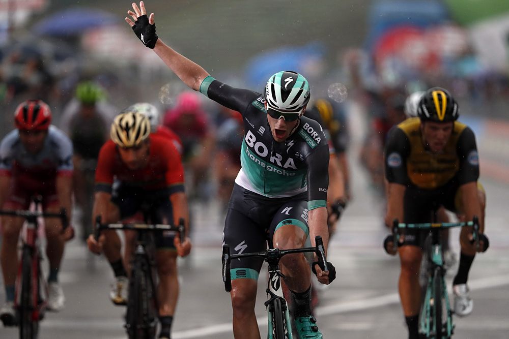 Sam Bennett wins stage 12