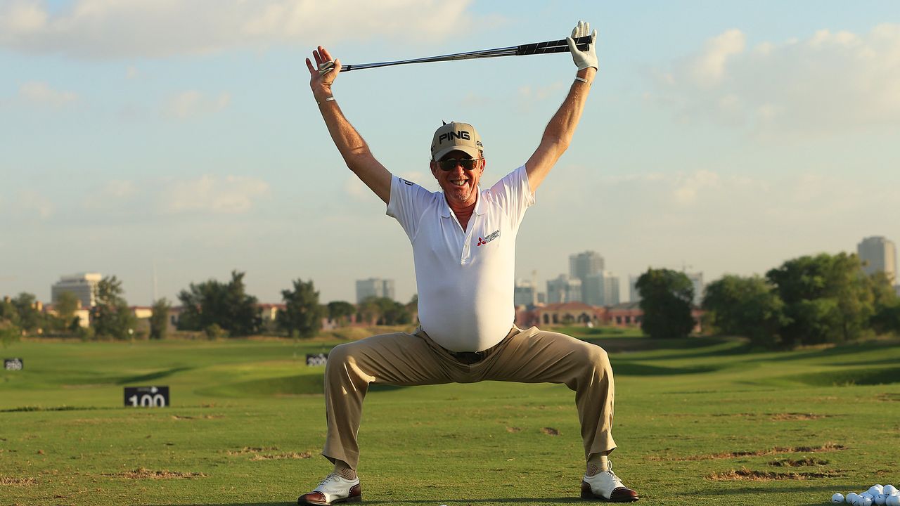 Manuel Angel Jimenez carrying out one of his warm-up exercises