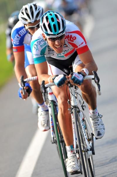 Philippe Gilbert and Gert Steegmans drive the pace.