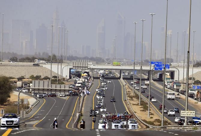 The peloton in Dubai