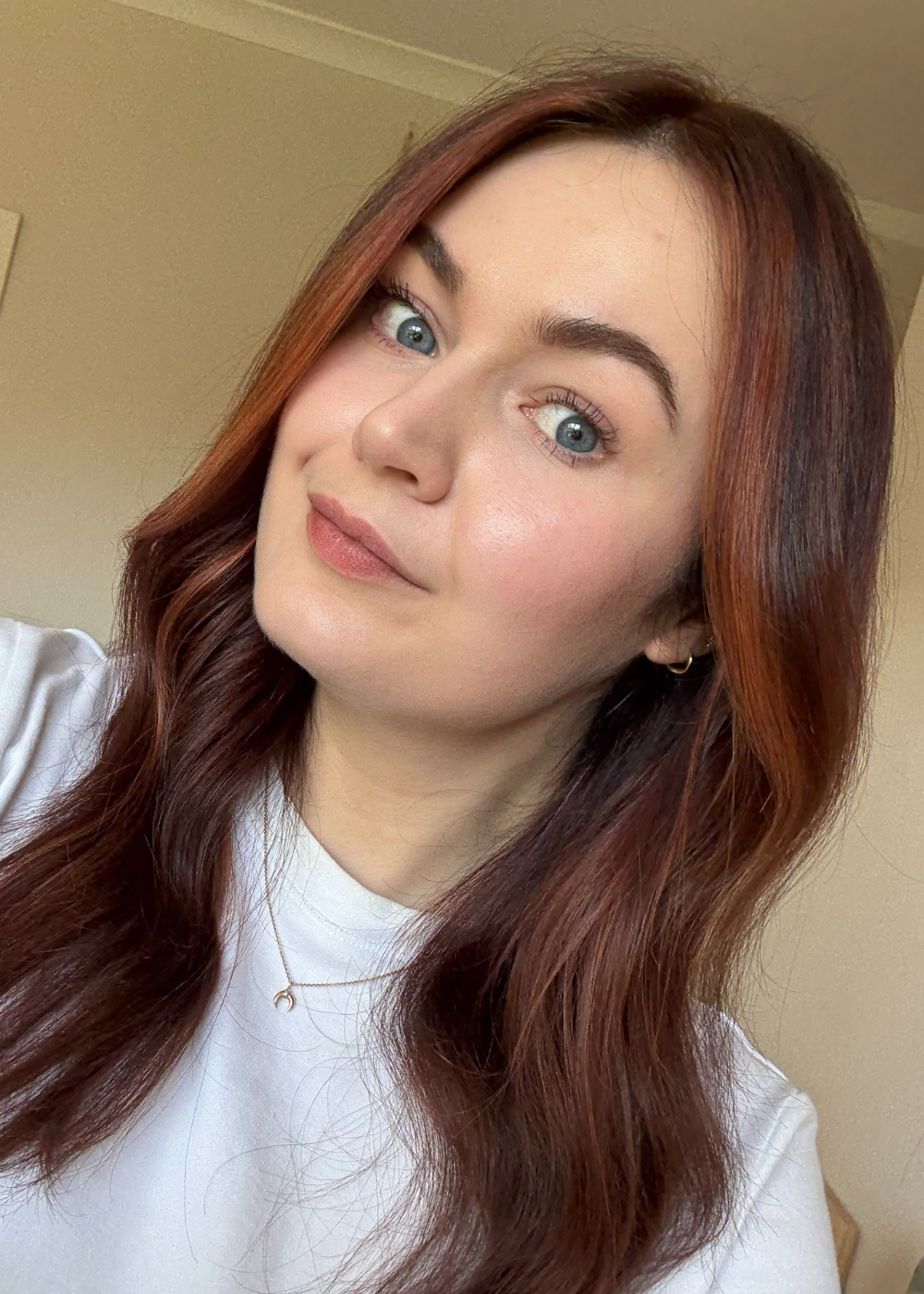 Lucy wearing the Haus Labs Foundation