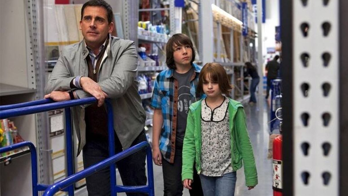 Steve Carell, Jonah Bobo, and Joey King in Crazy, Stupid, Love.