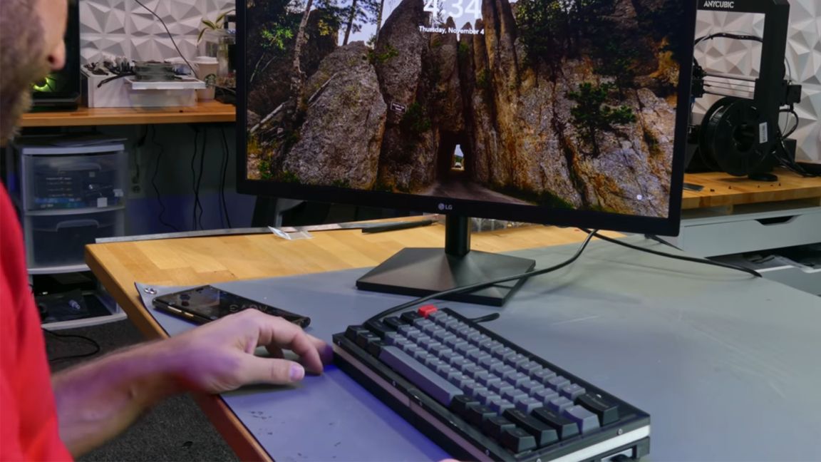 Framework Laptop Mainboard Powers Custom 60% Mechanical Keyboard