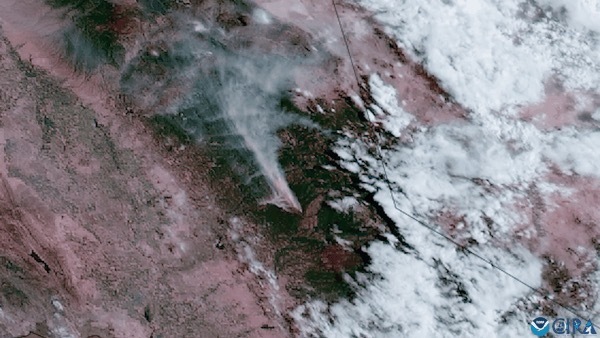 Hot spots and smoke plumes from California's Mosquito Fire as seen from NOAA's GOES-18 satellite on September 13, 2022.