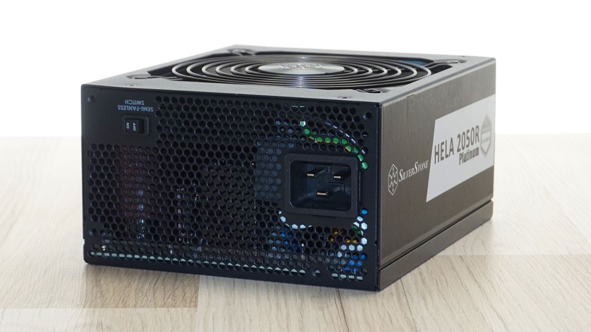 SilverStone HELA 2050R Platinum