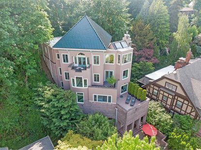 6 homes built in the 1980s | The Week