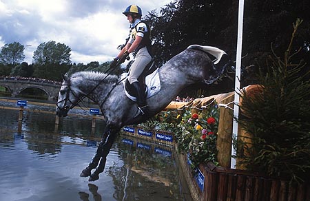 Lenamore and Lexi Mackinnon at Blenheim 2002