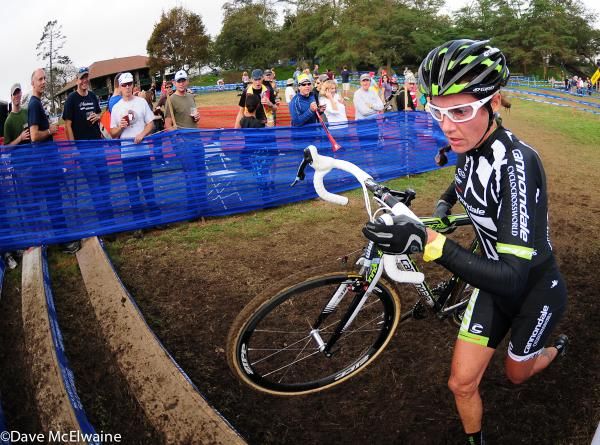 Nicole Duke (Cannondale) slipped back to third but stayed close to the leaders