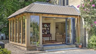 Guide to Oak Framed Conservatories Garden Rooms