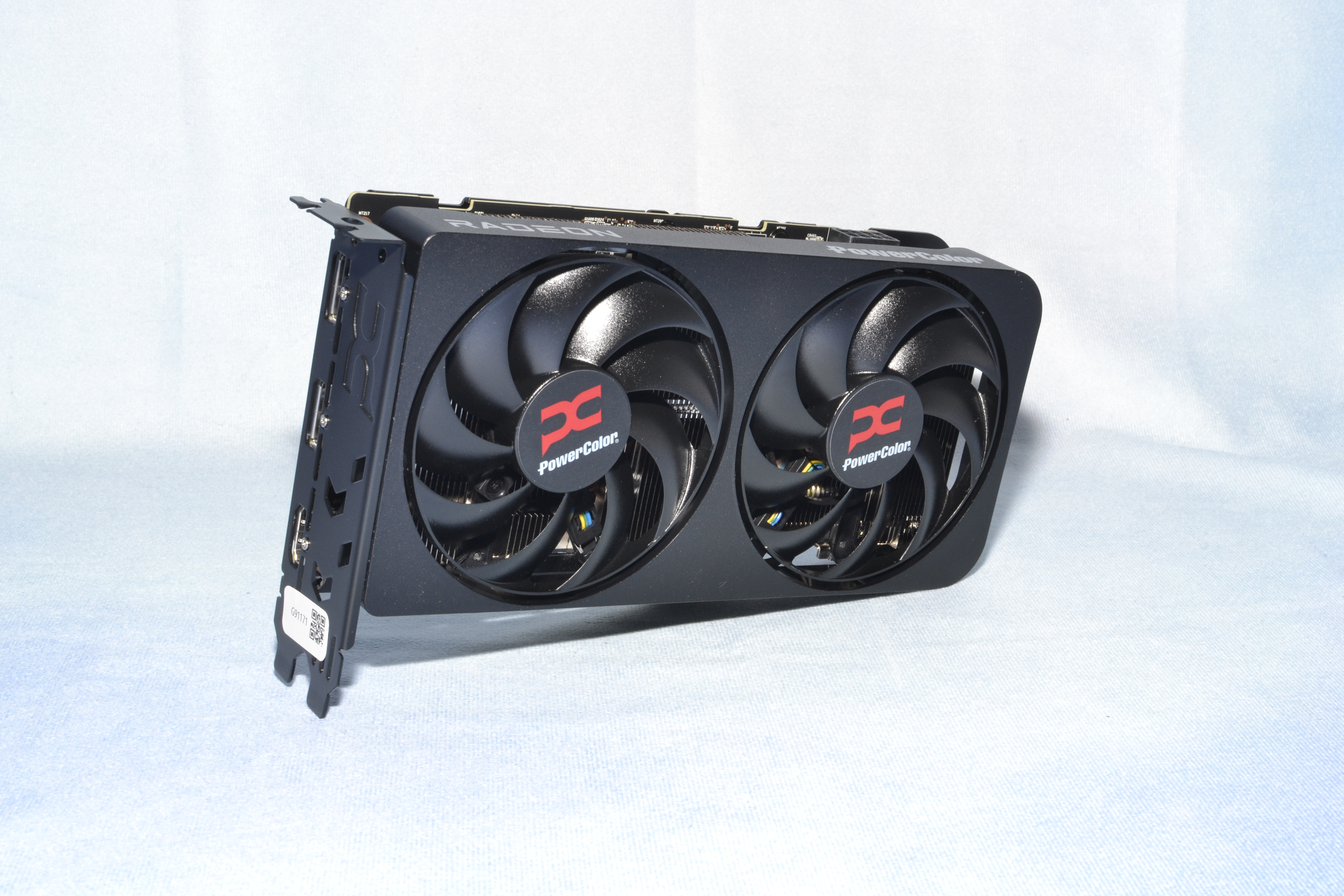 AMD Radeon RX 9060 XT 16GB