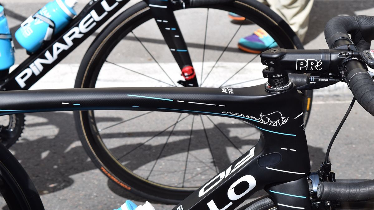 Chris Froome's custom finished Pinarello Dogma F10