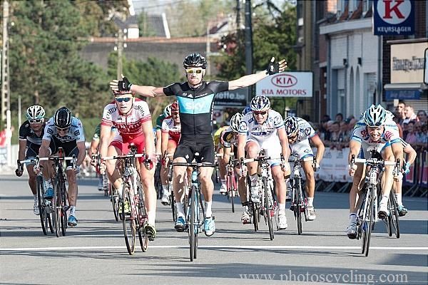 Sutton beat Tom Veelers (Skil-Shimano) and Adrien Petit (Cofidis)
