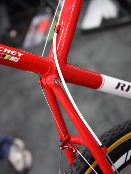 The fastback seat cluster uses the same minimalist rear brake cable routing as before.