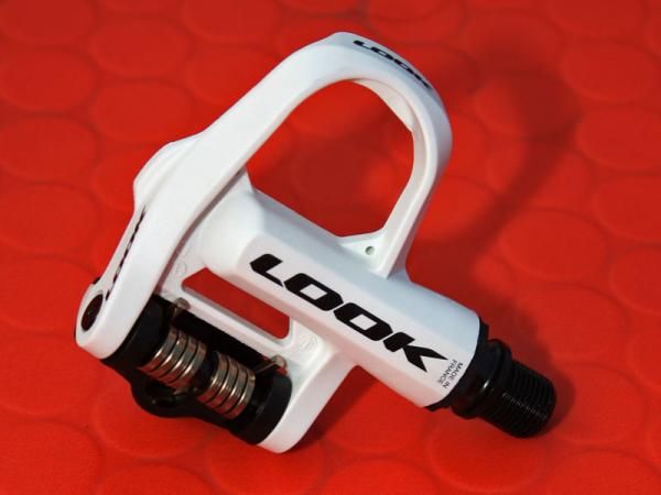The bottom of the body is pared down to minimize weight and keep cornering clearance reasonably high.