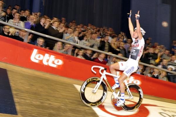Iljo Keisse celebrates in Gent.