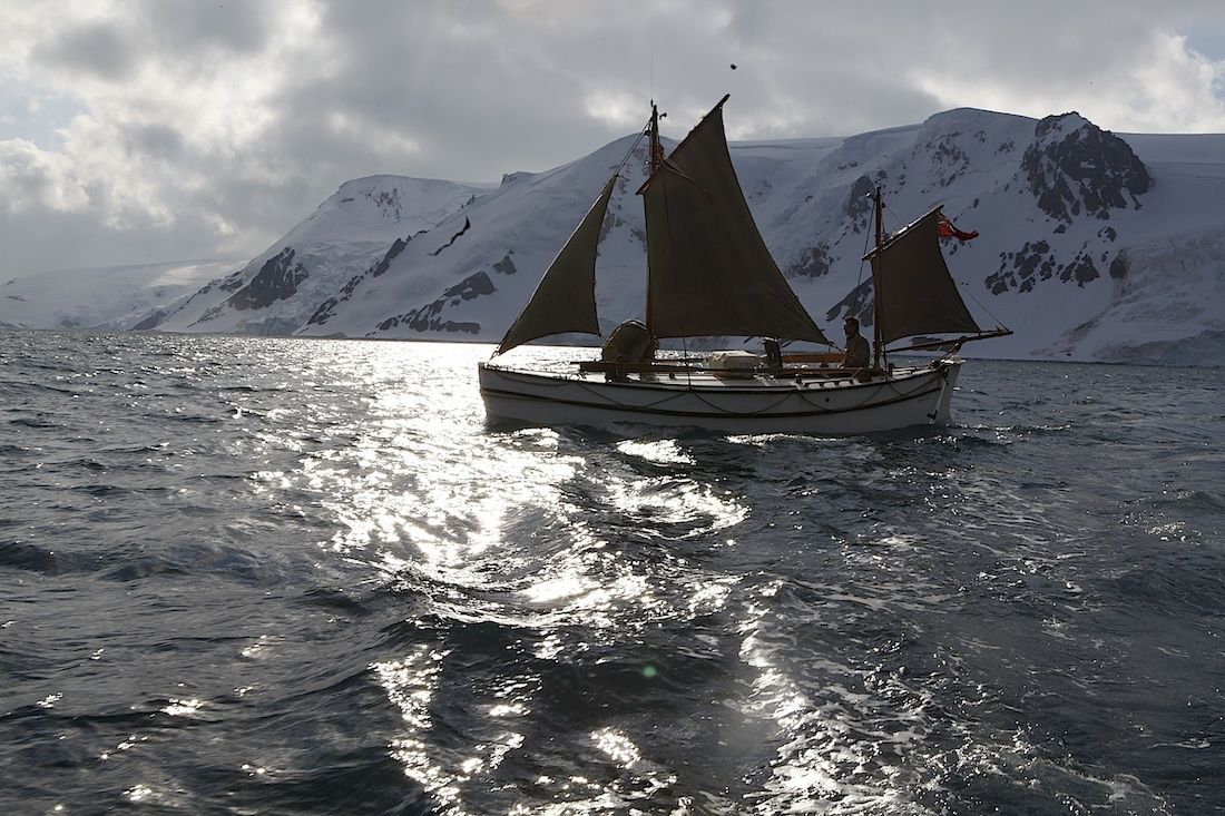 Australian explorer Tim Jarvis and his team followed in the path of legendary explorer Ernest Shackleton, replicating the boat Shackleton sailed for 800 miles through rough seas. 