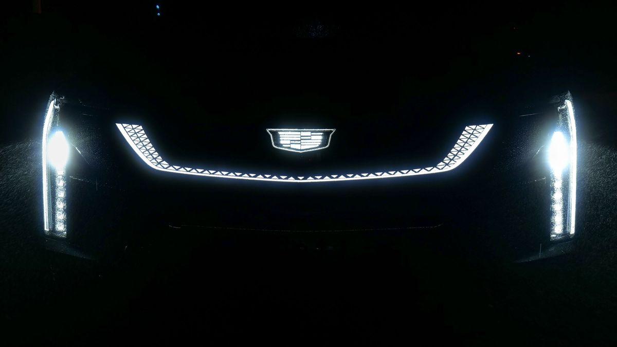 2025 Cadillac Optiq Sport 2 test drive.
