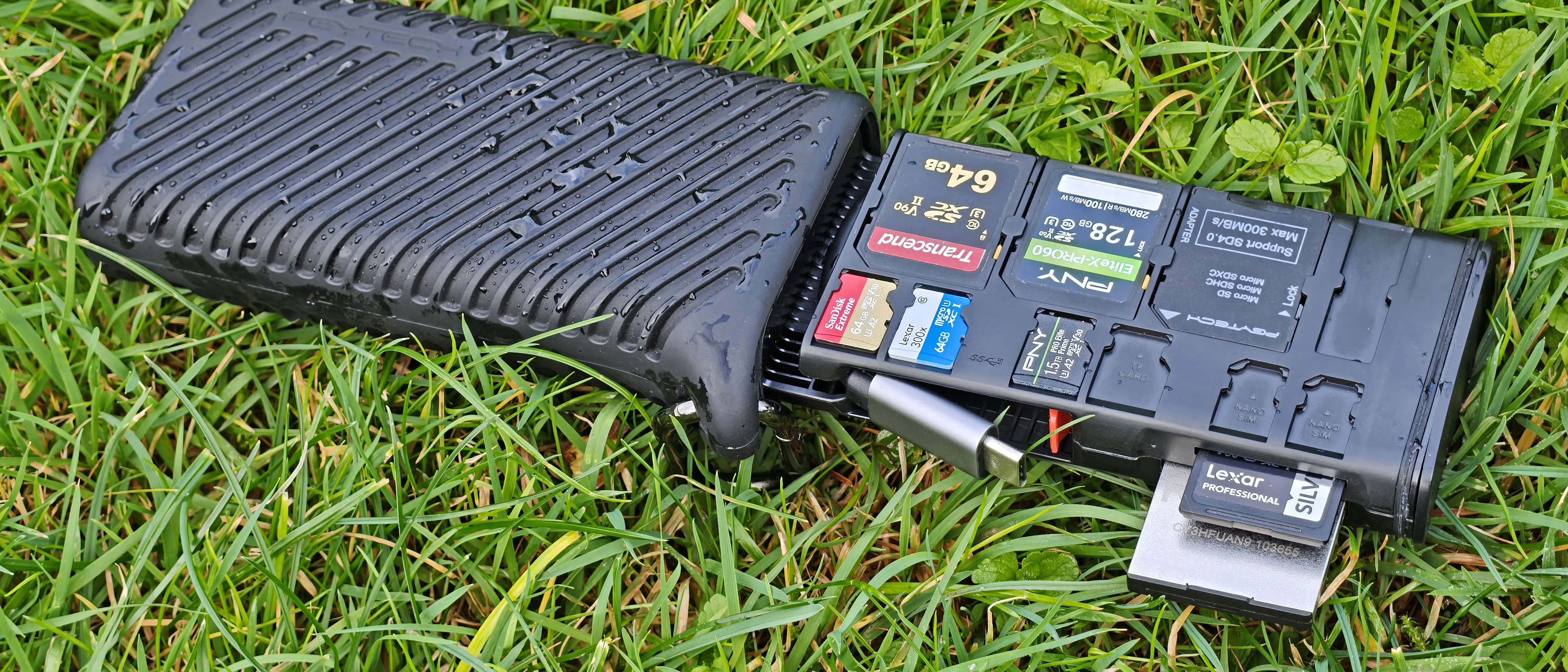 PGYTECH CreateMate CFexpress Type B/SD Card Reader Case