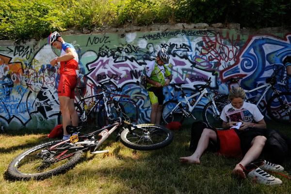 French champion Thomas Dietsch and others get ready for another day