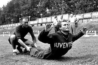 Giampiero Boniperti in training with Juventus in the 1951/52 season.