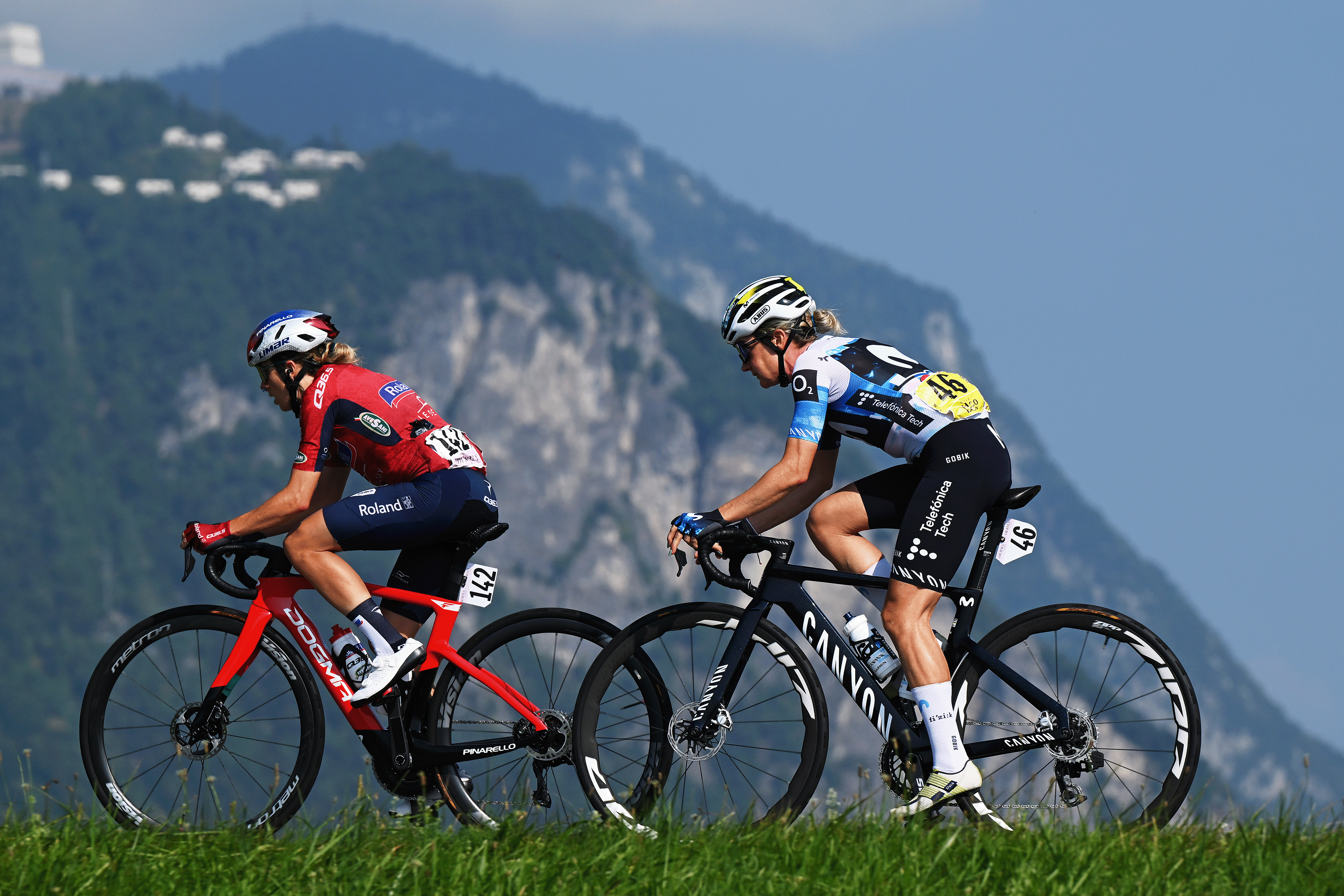 AIGLE, SWITZERLAND - AUGUST 17: (L-R) Morgane Coston of France and Team Roland Le Devoluy and Claire Steels of Great Britain and Team Movistar compete during the 4th Tour de Romandie Feminin 2025, Stage 3 a 122.1km stage from Aigle to Aigle / #UCIWWT / on August 17, 2025 in Aigle, Switzerland. (Photo by Dario Belingheri/Getty Images)