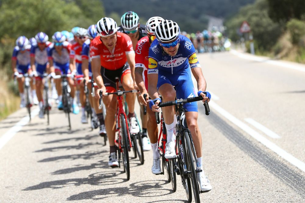 Quick-Step leads the bunch during stage 8 at the Vuelta