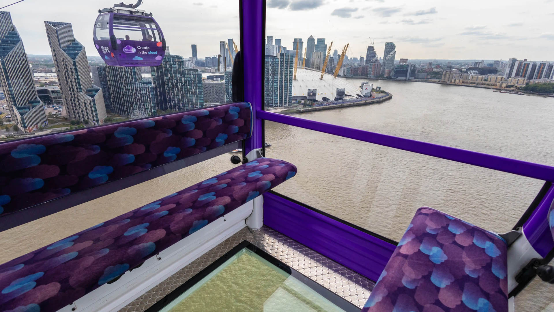 London cable car photo.