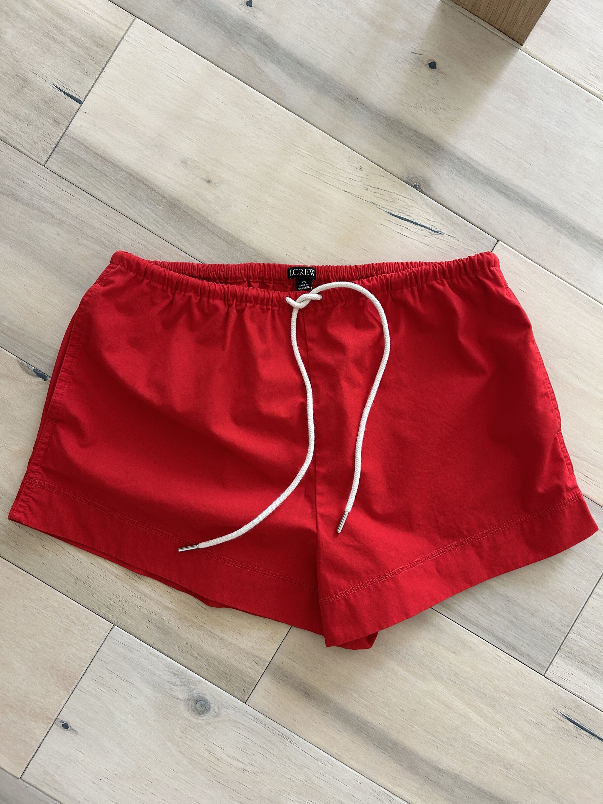 A photo of the cruise j.crew shorts in red.