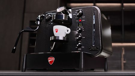 Ducati Barista M3 1926 Limited Edition Carbon Fiber coffee maker