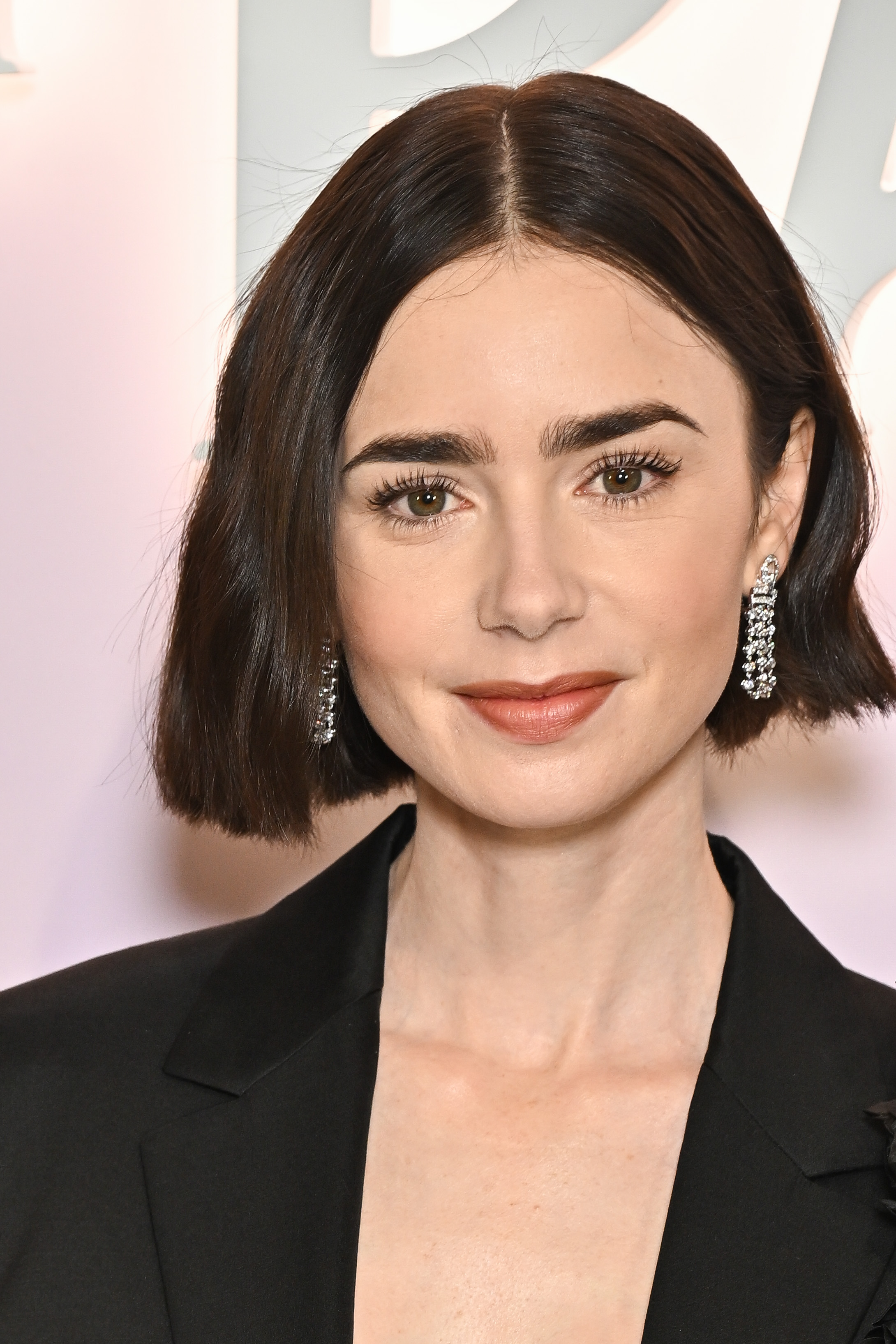 makeup - Lily Collins