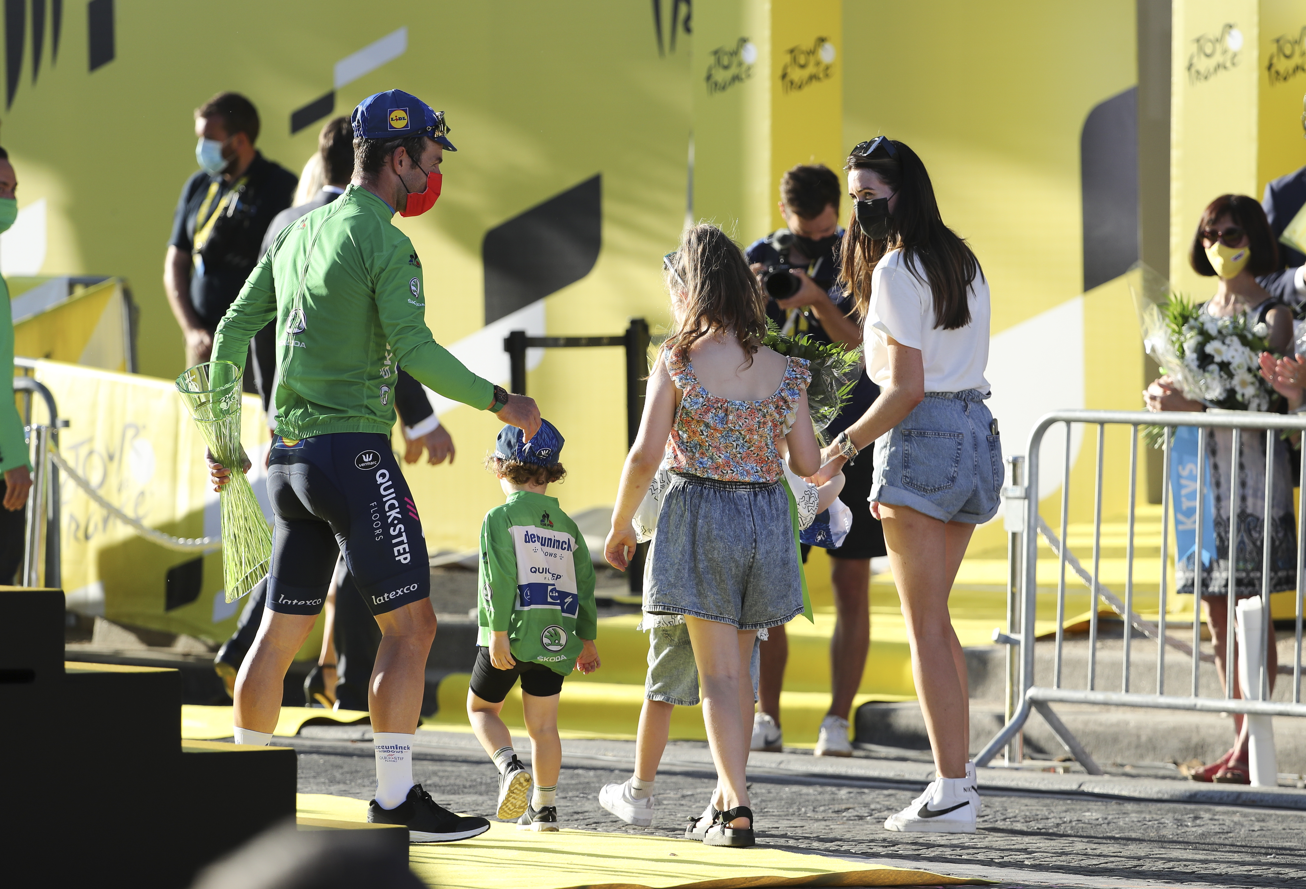 Mark Cavendish and family at Tour de France 2021
