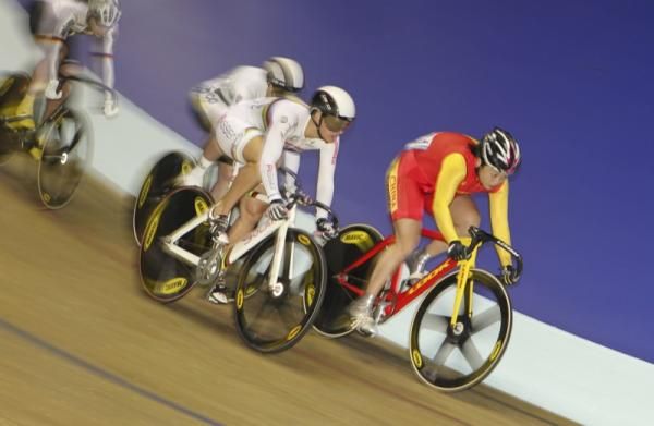 Simona Krupeckaite (LTU) on the shoulder of Shuang Guo (China) in the women's Keirin