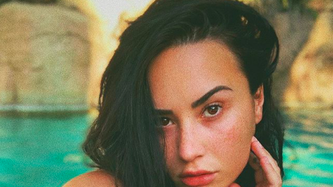 Demi Lovato Posted a Gorgeous Makeup-Free Selfie | Marie Claire