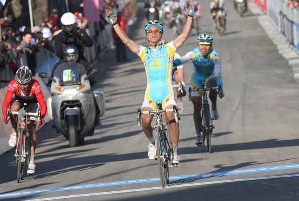 Enrico Gasparotto (Astana) takes stage 5 of Tirreno-Adriatico.