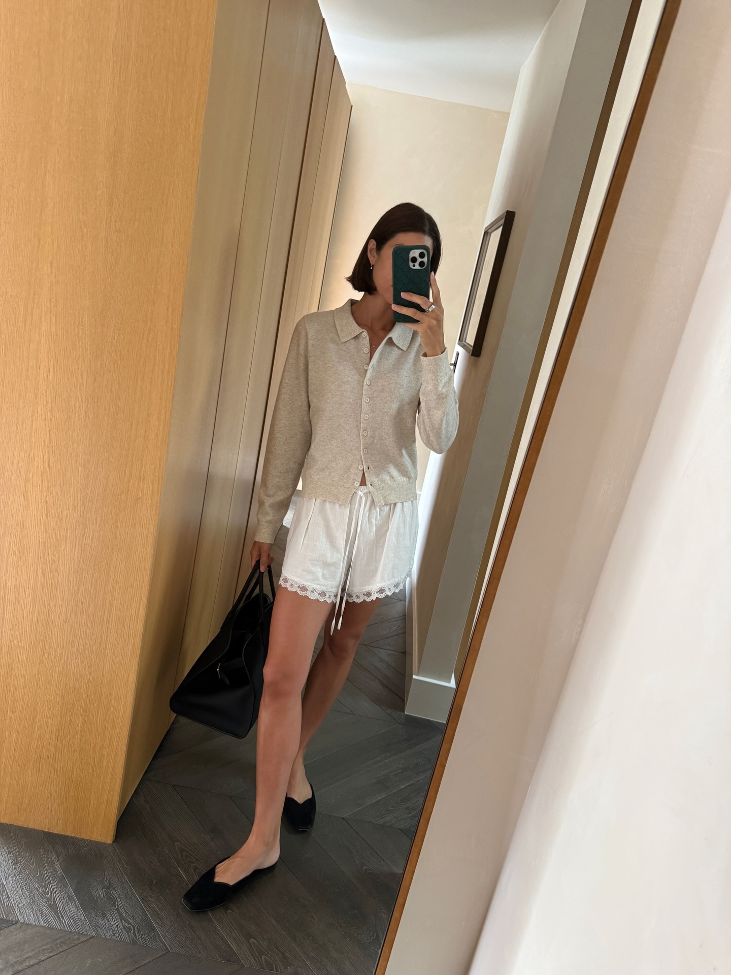 Woman wearing key spring 2026 trend.