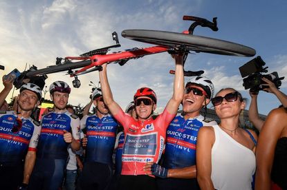 Remco Evenepoel (Quickstep-Alpha Vinyl) celebrates after winning the 2022 Vuelta a España