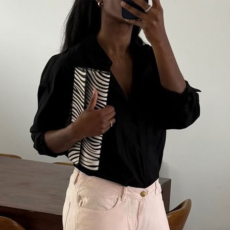 how to wear pink jeans