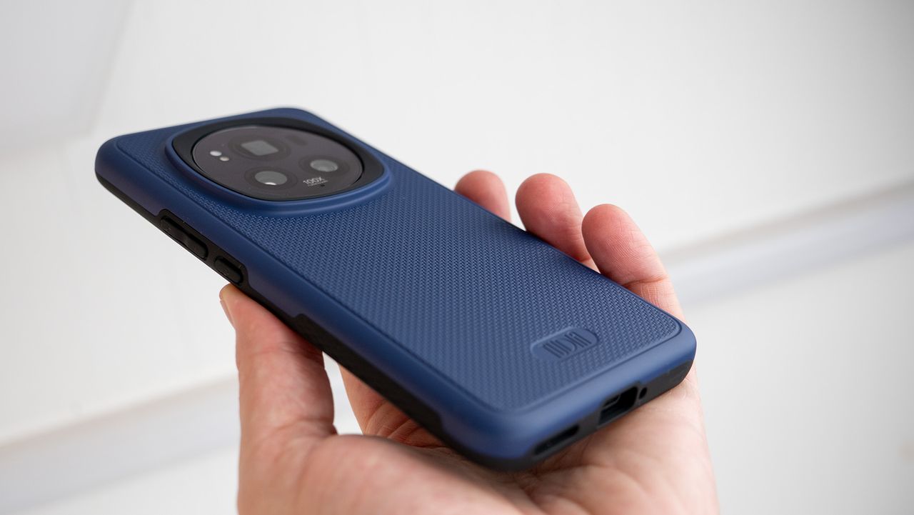 The blue DualShield Tudia case for the Honor Magic 6 Pro
