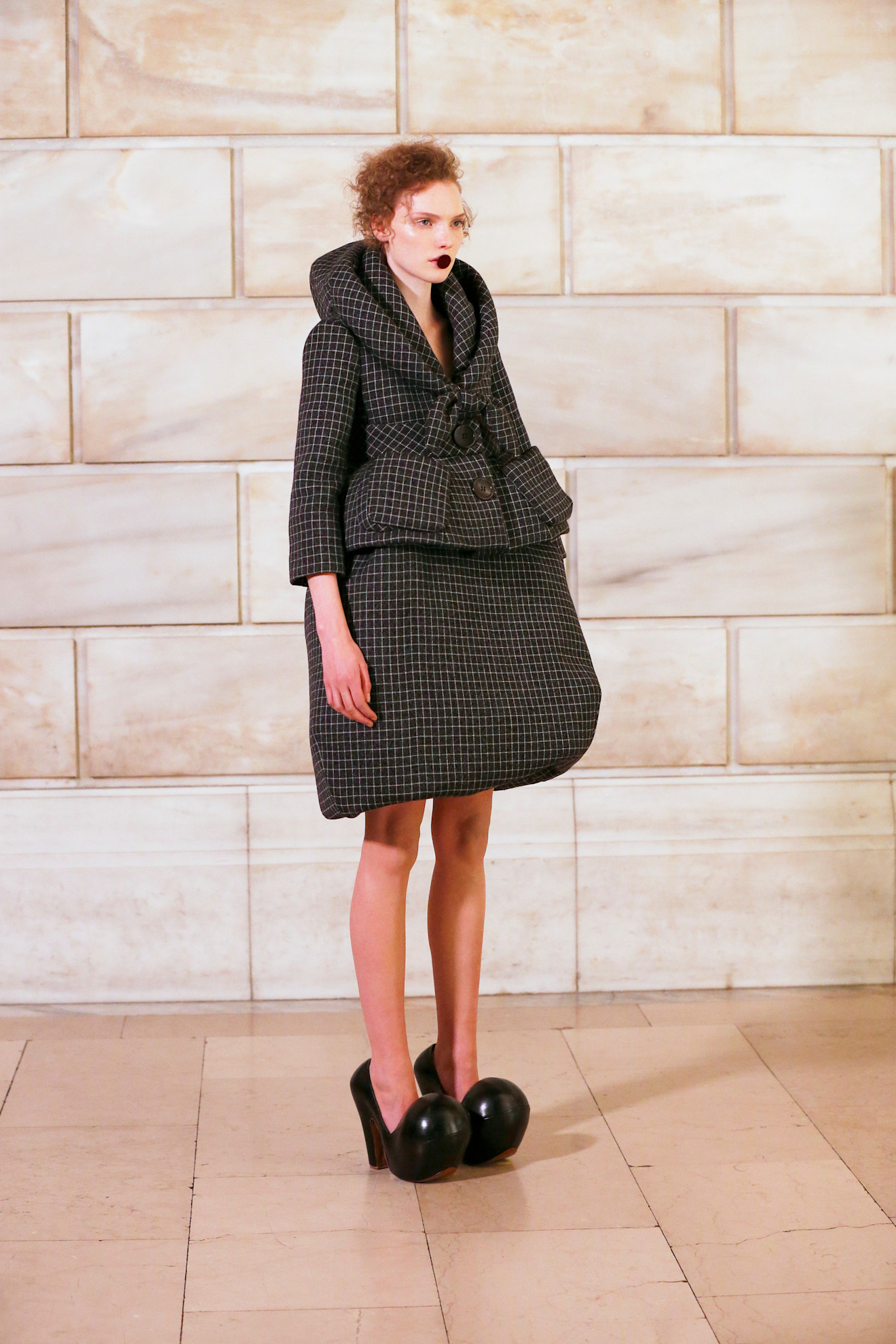 Marc Jacobs model.