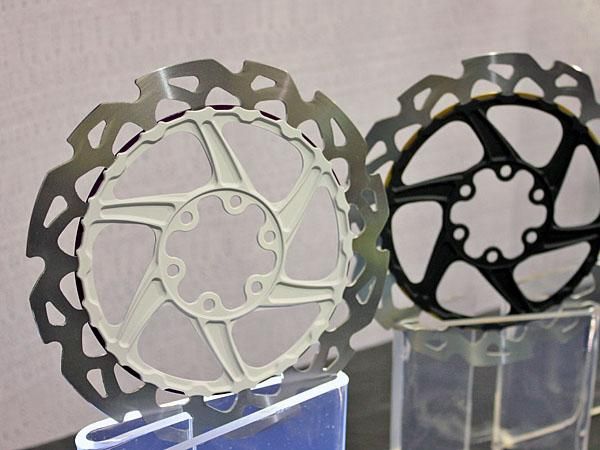 scrub components showed off this ultralight rotor with a metal matrix brake track and magnesium carrier. Claimed weight for a 160mm size is around 50g.