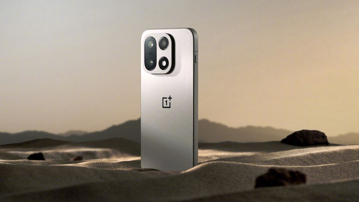 OnePlus 15 Promotional shots