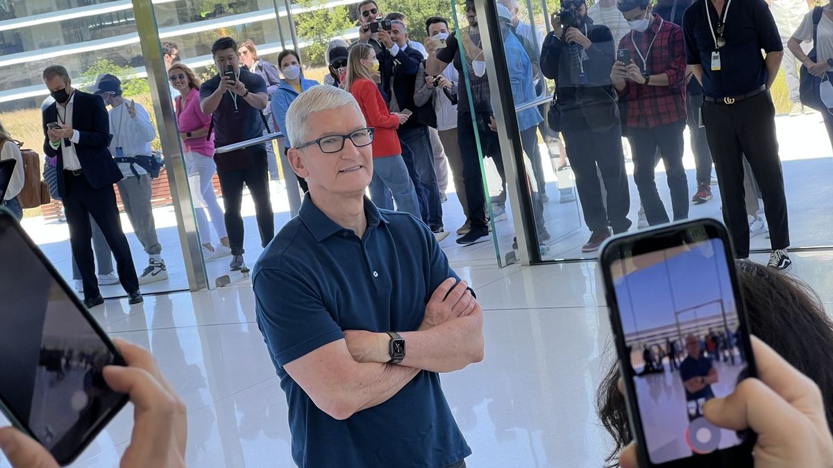 Tim Cook finally gives his two cents on AI &#8211; but he&#8217;s waiting it out