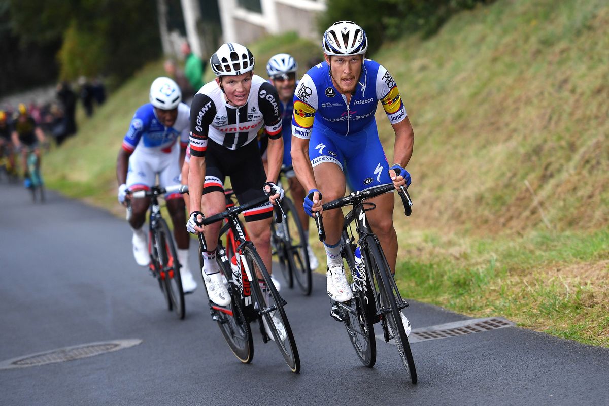 Matteo Trentin blows up the bunch with an attack