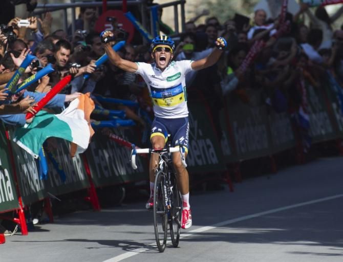 Alberto Contado (Saxo Bank) wins the Vuelta in 2012 with a long attack to Fuente De